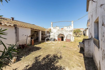 Moradia T4 para Venda em Amareleja