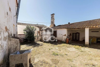 Moradia T4 para Venda em Amareleja