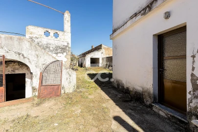 Moradia T4 para Venda em Amareleja