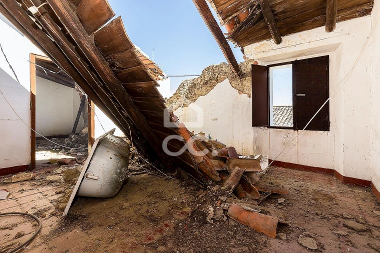 Moradia T4 para Venda em Amareleja Foto 21