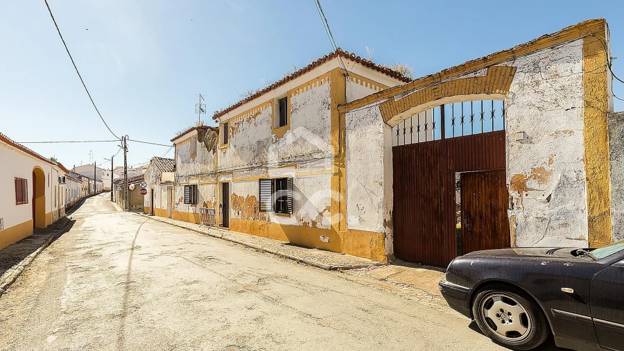 Moradia T4 para Venda em Amareleja
