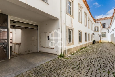 Apartamento T3 para Venda em Évora (São Mamede, Sé, São Pedro e Santo Antão)