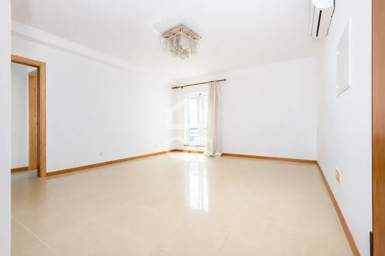 Apartamento T3 para Venda em Évora (São Mamede, Sé, São Pedro e Santo Antão) Foto 7
