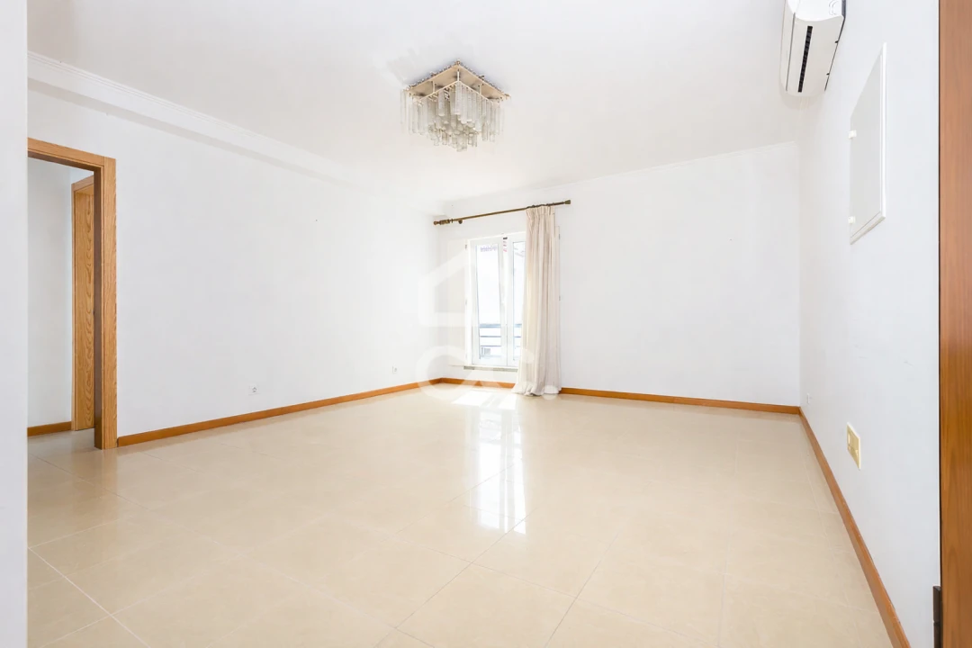 Apartamento T3 para Venda em Évora (São Mamede, Sé, São Pedro e Santo Antão) Foto 7