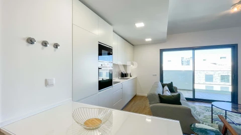 Apartamento T2 para Arrendamento em Faro (Sé e São Pedro)