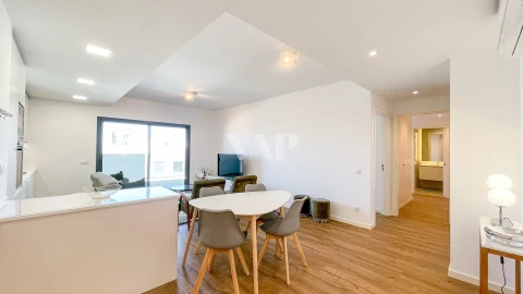 Apartamento T2 para Arrendamento em Faro (Sé e São Pedro)