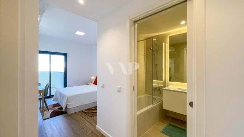 Apartamento T2 para Arrendamento em Faro (Sé e São Pedro)