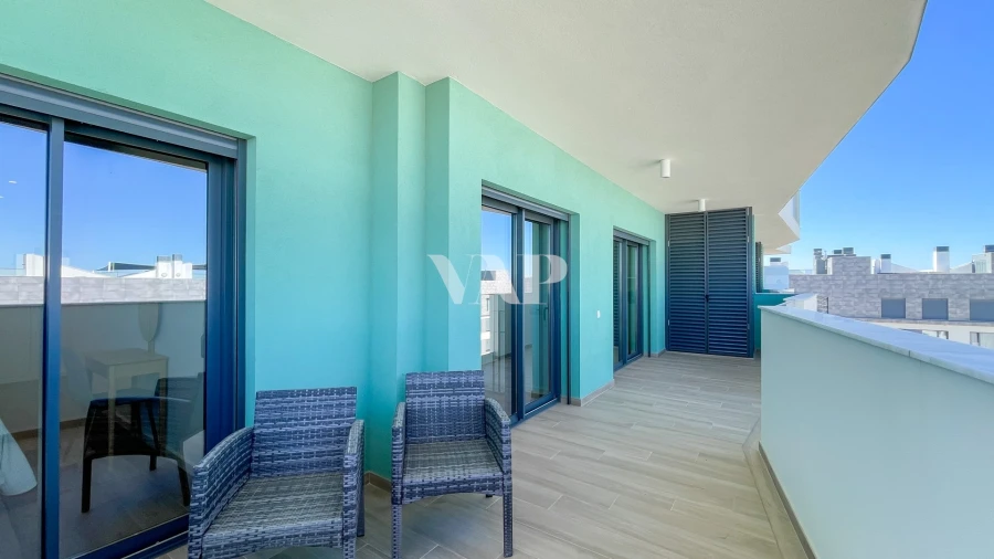 Apartamento T2 para Arrendamento em Faro (Sé e São Pedro) Foto 17