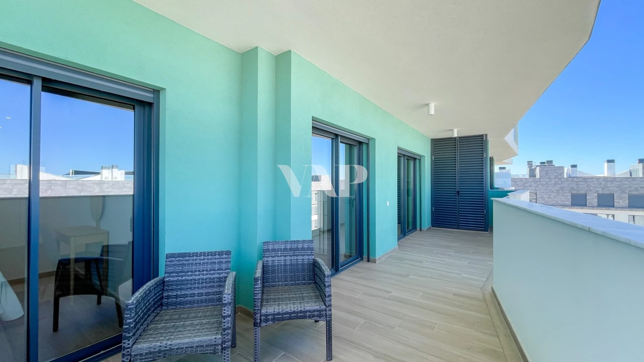 Apartamento T2 para Arrendamento em Faro (Sé e São Pedro) Foto 17