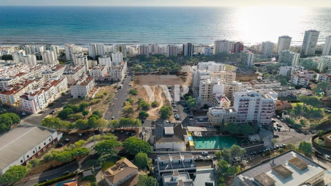 Terreno para Venda em Quarteira