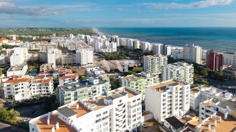 Terreno para Venda em Quarteira