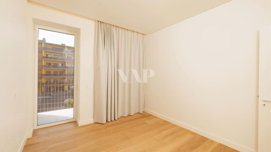 Apartamento T1 para Venda em Quarteira Foto 5