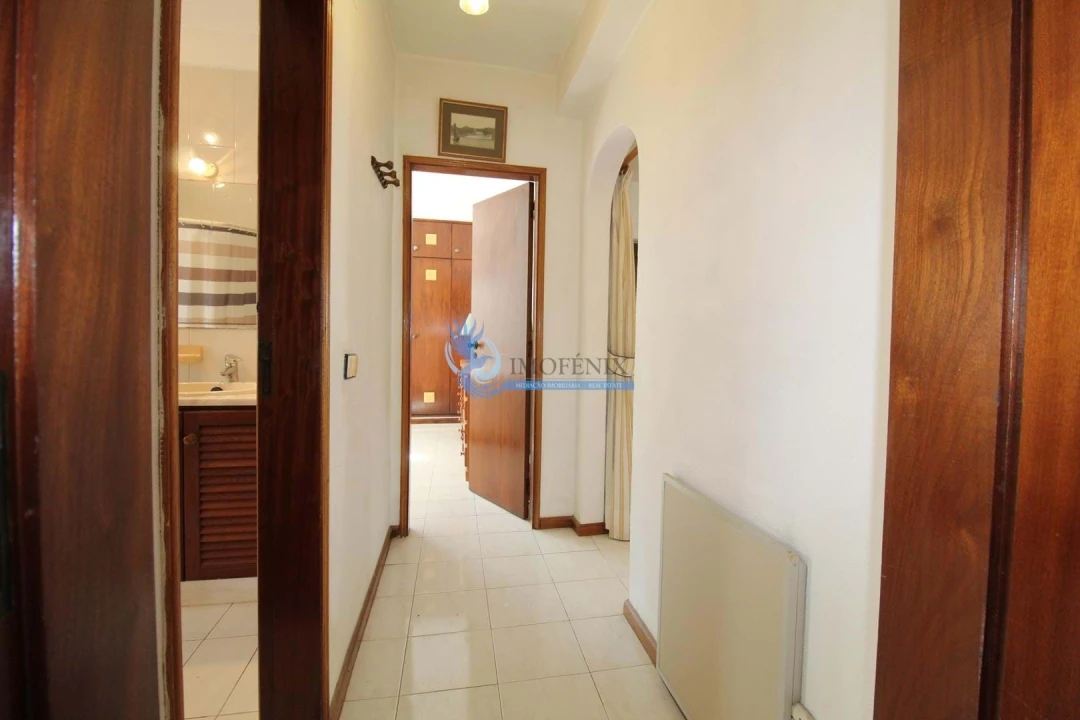 Moradia T2 para Venda em Guia Foto 28