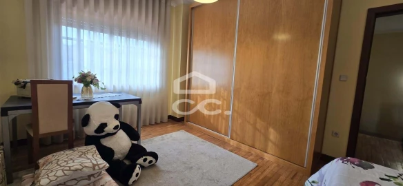 Moradia T5 para Venda em Ronfe