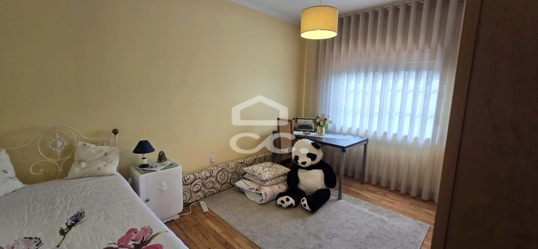 Moradia T5 para Venda em Ronfe Foto 28