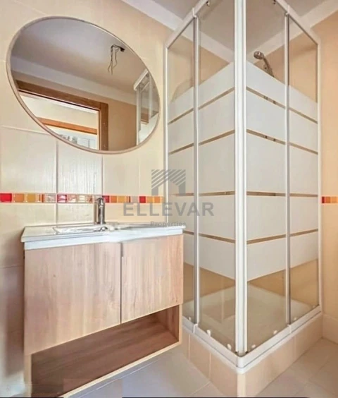 Apartamento T2 para Venda em Caniço