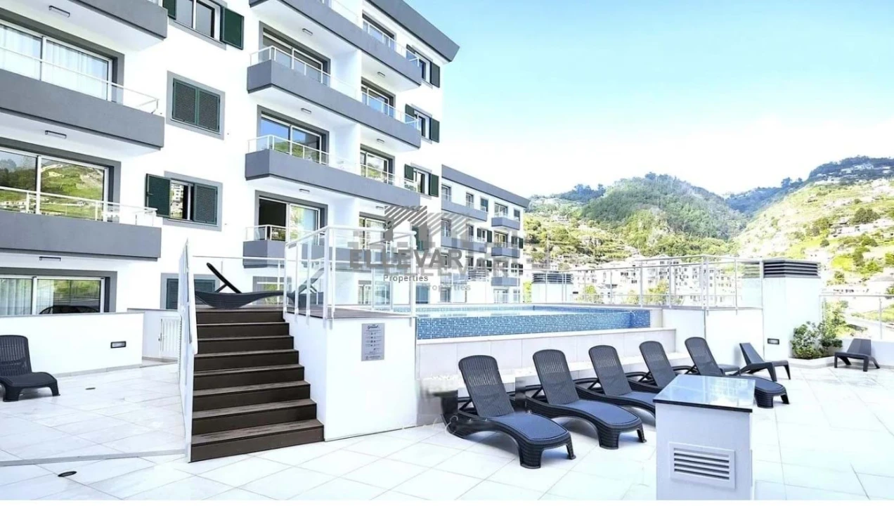 Apartamento T2 para Venda em Caniço Foto 2