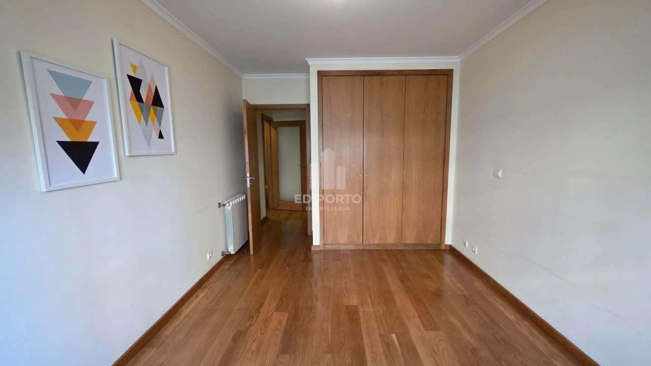 Apartamento T1 para Arrendamento em Canidelo Foto 20