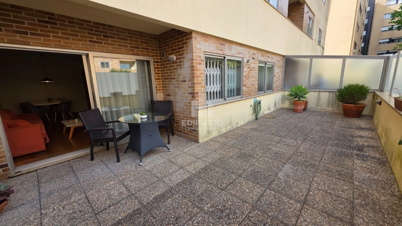 Apartamento T1 para Arrendamento em Canidelo Foto 1