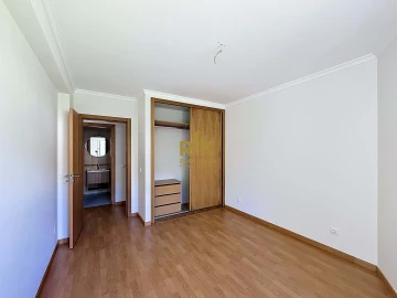 Apartamento T2 para Venda em Caniço