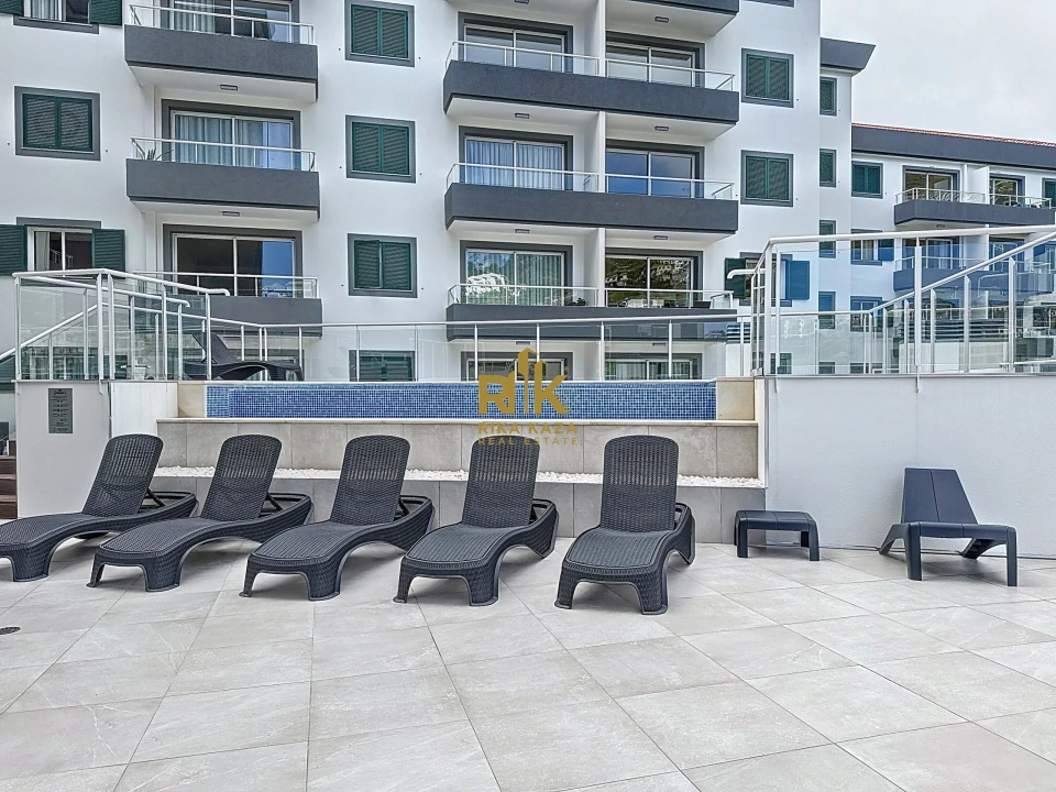 Apartamento T2 para Venda em Caniço Foto 21