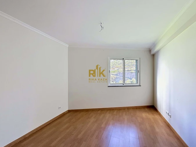 Apartamento T2 para Venda em Caniço Foto 24