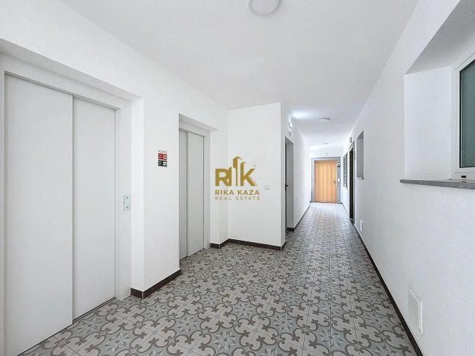 Apartamento T2 para Venda em Caniço Foto 15