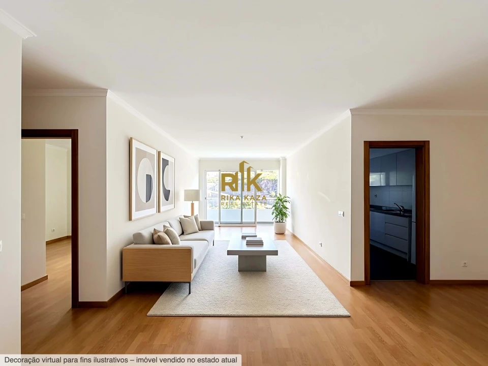 Apartamento T2 para Venda em Caniço Foto 1