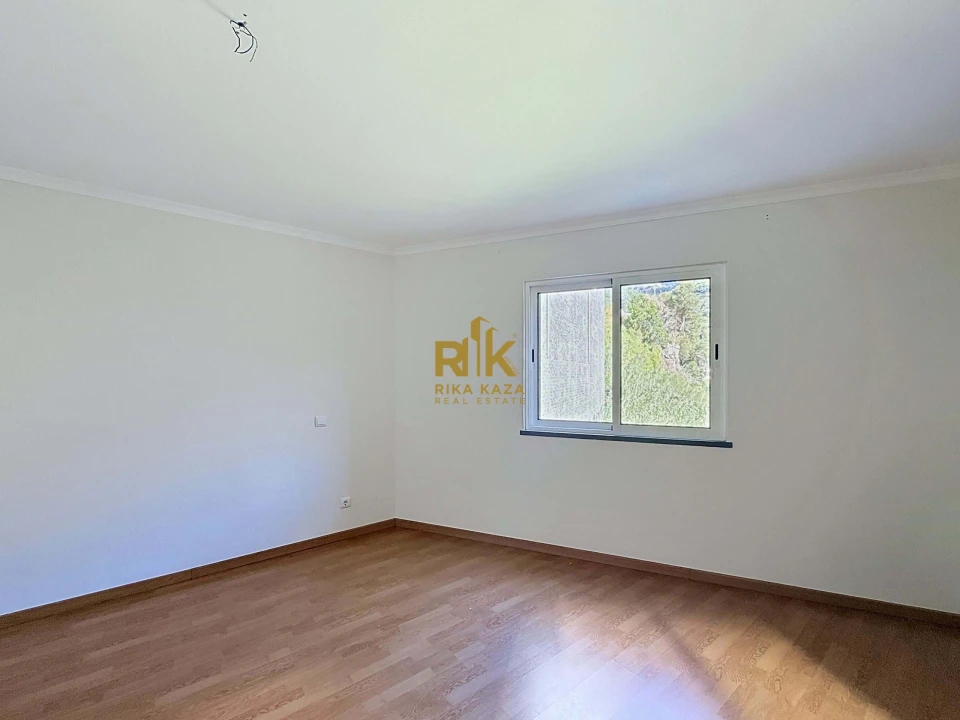 Apartamento T2 para Venda em Caniço Foto 27