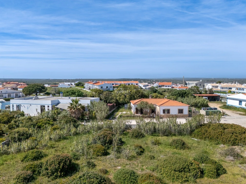 Terreno para Venda em Vila de Sagres Foto 8