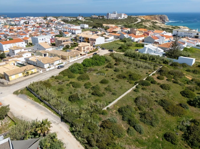 Terreno para Venda em Vila de Sagres Foto 4