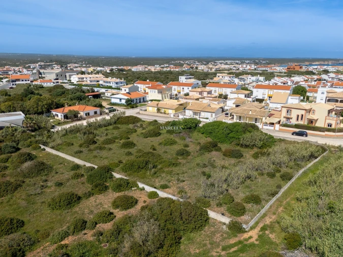 Terreno para Venda em Vila de Sagres Foto 5