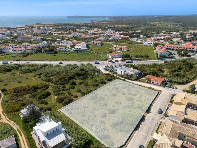 Terreno para Venda em Vila de Sagres Foto 9