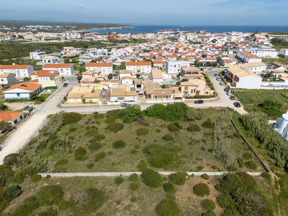 Terreno para Venda em Vila de Sagres Foto 3