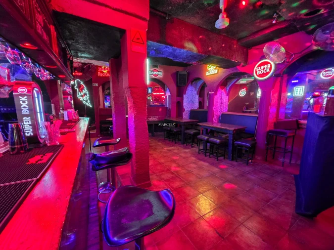 Negócio para Venda em Lagos (São Sebastião e Santa Maria) Foto 7