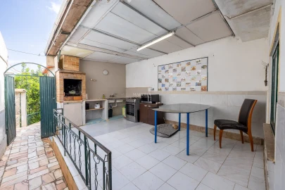 Moradia T2 para Venda em Lagos (São Sebastião e Santa Maria)