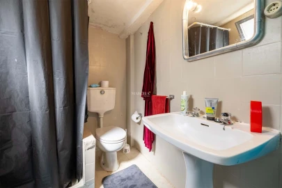 Moradia T2 para Venda em Lagos (São Sebastião e Santa Maria)