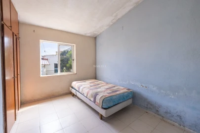 Moradia T2 para Venda em Lagos (São Sebastião e Santa Maria)