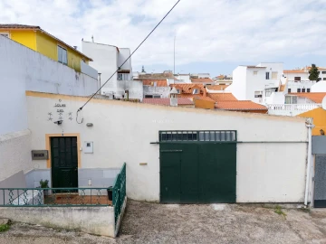Moradia T2 para Venda em Lagos (São Sebastião e Santa Maria)