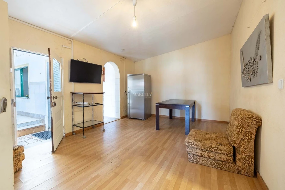 Moradia T2 para Venda em Lagos (São Sebastião e Santa Maria) Foto 13