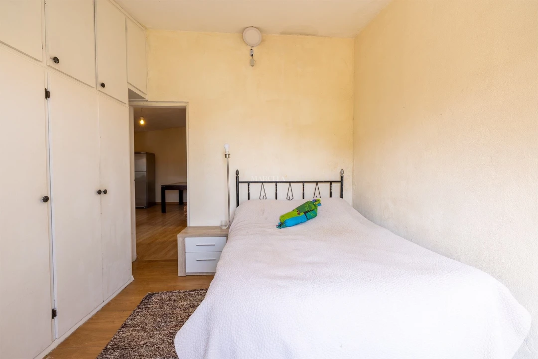 Moradia T2 para Venda em Lagos (São Sebastião e Santa Maria) Foto 8