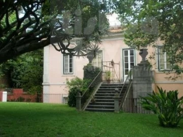 Moradia T30 para Venda em Oeiras e São Julião da Barra, Paço de Arcos e Caxias