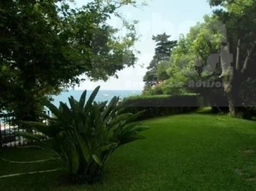 Moradia T30 para Venda em Oeiras e São Julião da Barra, Paço de Arcos e Caxias