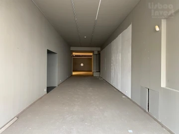 Negócio para Arrendamento em Estrela