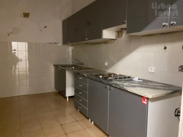 Negócio para Arrendamento em Estrela