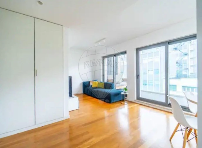 Apartamento T2 para Venda em Santo António Foto 3