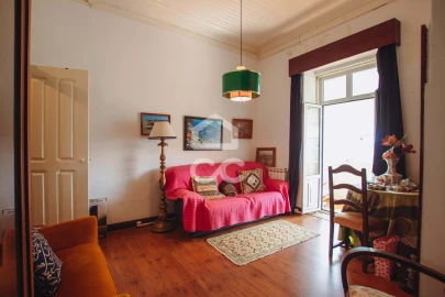 Moradia T6 para Venda em Vermelha