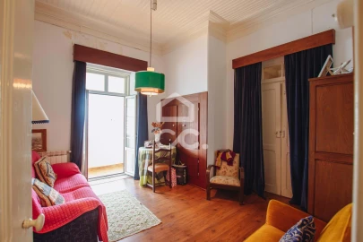 Moradia T6 para Venda em Vermelha