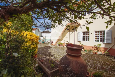 Moradia T6 para Venda em Vermelha