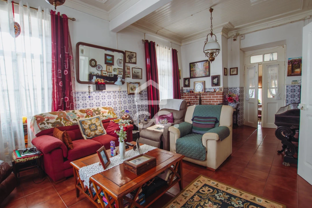 Moradia T6 para Venda em Vermelha Foto 19